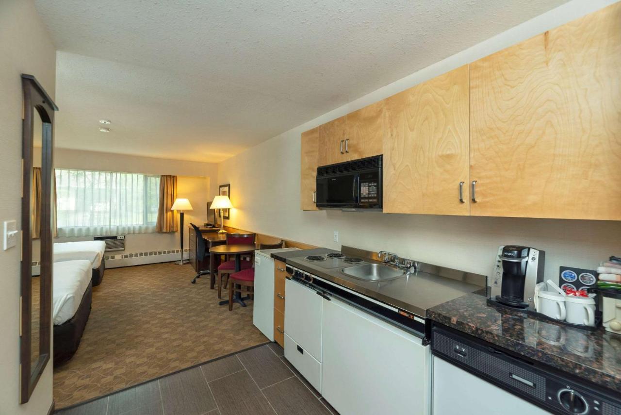 Prestige Riverside Lodge Quesnel Zewnętrze zdjęcie