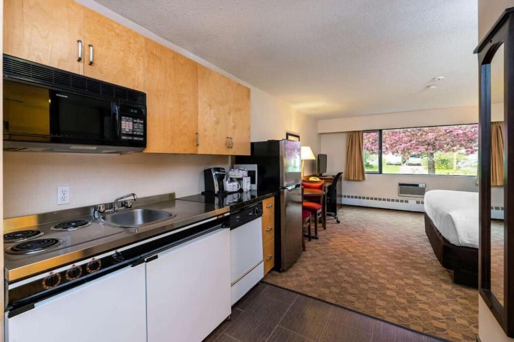 Prestige Riverside Lodge Quesnel Zewnętrze zdjęcie